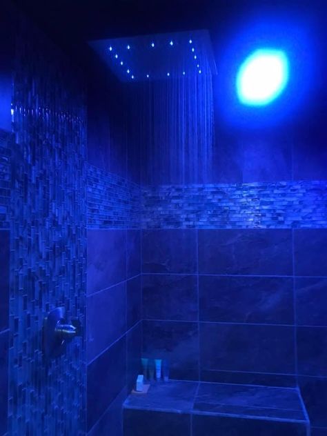 Blue Bathtub Aesthetic, Cool Bathrooms With Led Lights, Blue Bath Aesthetic, Bathroom Vibes Led Lights, Aesthetic Bathroom With Led Lights, Led Lights Shower Aesthetic, Led In Bathroom, Led Shower Aesthetic, Led Bathroom Aesthetic