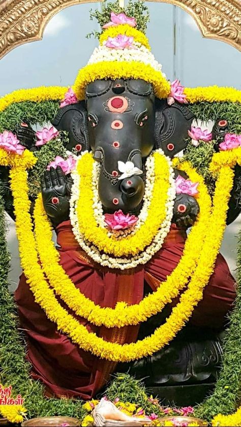 Lord Vinayagar Hd Wallpaper, Vinayagar Hd Wallpaper, Ganapati Wallpapers, Ganapathi Images, Karpaga Vinayagar, Kholapur Mahalakshmi, Lord Vinayaka, Maha Ganapathi, Beautiful Live Wallpaper