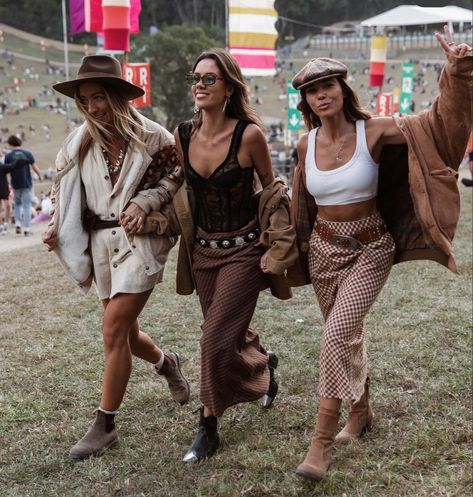 European Music Festival Outfit, Highwater Festival Outfit, Brew Fest Outfit, 60s Festival Fashion, Maxi Dress Festival Outfit, Woodstock Festival Outfits, Reggae Concert Outfit Winter, Wildlands Festival Outfit, Hinterland Festival Outfit