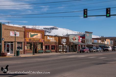 Gunnison Colorado Gunnison Colorado, Southwest Colorado, Colorado City, Into The Blue, Colorado Vacation, Small City, Seasonal Crafts, Vacation Places, Outdoor Adventure