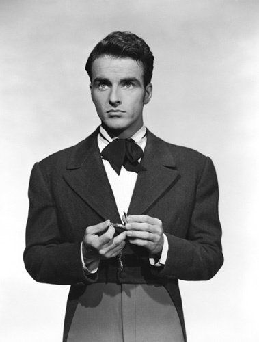 "The Heiress" Montgomery Clift 1949 Paramount Pictures Boyfriend Expectations, Monty Clift, 50s Men, Old Hollywood Actors, Advertising Pictures, Hollywood Blvd, Montgomery Clift, Old Hollywood Style, Old Hollywood Movies