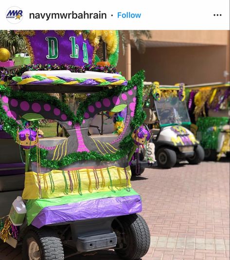 Mardi Gras Trunk Or Treat Ideas, Mardi Gras Golf Cart Ideas, Mardi Gras Golf Cart Decorations, Halloween Golfcart, Wagon Floats, Mardi Gras Parade Float, Golf Cart Decorations, Car Costume, Mardi Gras Party Decorations