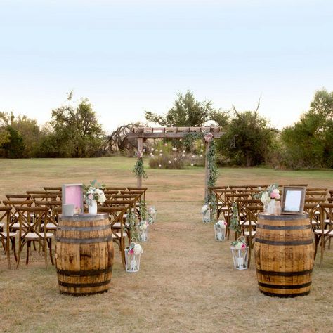 Shop It: Rustic Wedding Ideas Pizza Wedding, Outdoor Country Wedding, Wedding Isles, Fabric Draping, Rustic Wedding Decorations, Rustic Outdoor Wedding, Commitment Ceremony, Future Wedding Plans, Outdoor Wedding Decorations