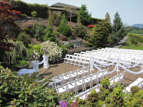 The Top 23 Wedding Venues With a View in British Columbia Scenic Wedding Venues, Waterfront Wedding Ceremony, Wedding Banquet Hall, Scenic Wedding, Golf Events, Victoria Wedding, Dream Wedding Venues, Cobble Hill, Rustic Wedding Venues