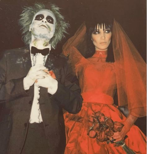 Celebrity Couple Costumes, Halloween Costume Couple, Teenage Halloween Costumes, Couples Halloween Costumes, Funny Couple Halloween Costumes, Halloween Parejas, Best Celebrity Halloween Costumes, Best Couples Costumes, Celebrity Costumes