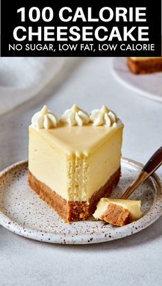 Low Fat Cheesecake, Low Calorie Cheesecake, Healthy Cheesecake Recipes, Dolce Poche Calorie, Low Cal Dessert, Healthy Cheesecake, Low Carb Low Fat Recipes, 100 Calorie, No Calorie Snacks