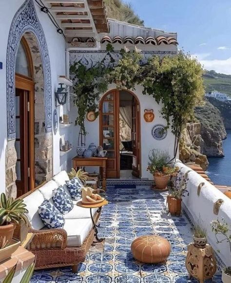 Mediterranean Beauty, ポッ�プアート ポスター, Italy House, Dream Life House, Greek House, Spanish Style Homes, Dream House Rooms, Mediterranean Home, Spanish House