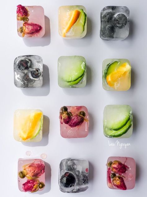 Mom Brunch, Fancy Ice Cubes, Flower Ice Cubes, Fancy Ice, Ice Bowl, Floral Ice, Pretty Cocktails, Fruits And Flowers, Healthy Vegan Snacks