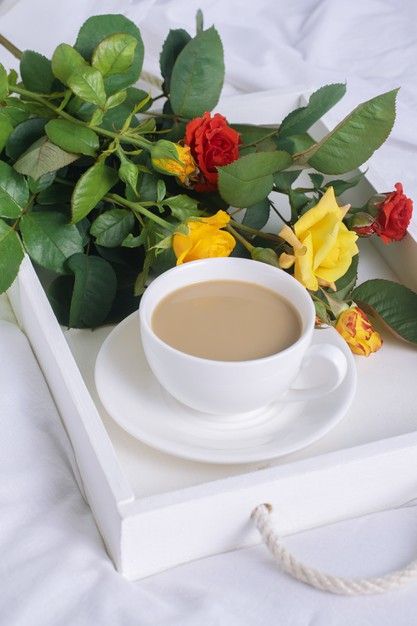 Coffee With Flowers, Morning Coffee Cups, Good Morning Tea, Good Morning Msg, Morning Coffee Images, Good Morning Coffee Images, Good Morning Flowers Quotes, Good Morning Roses, Coffee Flower