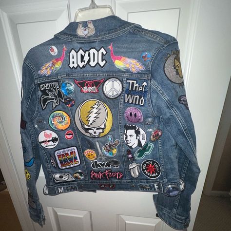 Custom Made Jacket With Patches And Pins. Never Worn And Perfect Condition. Over 20 Patches And Pins, Grateful Dead, Pink Floyd Etc. Iron On Patch Jacket Ideas, Pins On Leather Jacket, Patch Denim Jacket Outfit, Decorating Denim Jackets, Band Patches Jacket, Patches On Denim Jacket, Graphic Denim Jacket, Cool Jean Jackets, Decorated Jean Jacket