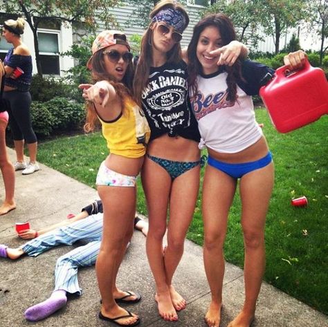 Keeping it classy for Sigma Chi Derby Days. TSM. Sigma Chi, Sorority Sugar, Sorority Girl, Derby Day, Keep It Classy, College Fun, Hell Yeah, I Wish I Had, Celebrity Pictures