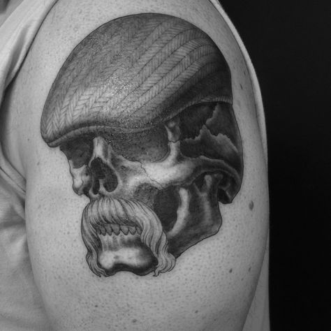 Skull in flat cap point work by Chris Garver Flat Cap Tattoo, Cap Tattoo, Chris Garver, Borneo Tattoo, Key Tattoos, Tattoo Background, Dragon Sleeve Tattoos, Crow Tattoo, Japanese Dragon Tattoos