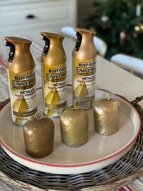 Christmas Deck + Favorite Gold Spray Paint - Dreaming of Homemaking Best Antique Gold Spray Paint, Antique Gold Paint Diy, Antique Gold Spray Paint, Best Gold Spray Paint, Brass Spray Paint, Santa's Workshop Sign, Brass Cleaning, I Did It Again, Christmas Tree Pillow