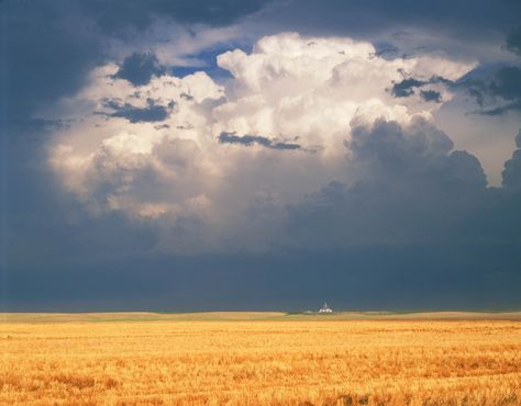 Plains Landscape, Thunderstorm Clouds, Zero Degrees, Visit Colorado, Below Zero, American Gothic, Field Of Dreams, Great Plains, The Rocky Mountains