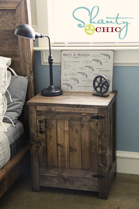 DIY end tables (Pottery Barn/Restoration Hardware style).  Requires minimal woodworking skill. Diy Night Stand, Colorado Cabin, Diy Restoration Hardware, Cabin Decorating, Restoration Hardware Style, Rustic Bedroom Furniture, Pallet Patio Furniture, Diy Nightstand, Diy End Tables