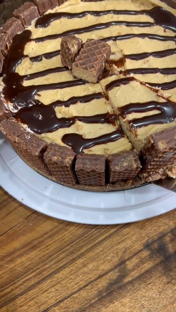 Nutty Buddy Cheesecake Recipe, Nutty Bar Cheesecake, Nutty Buddy Pudding Pie, Nutty Buddy No Bake Pudding Pie, Nutty Buddy Cake Recipe, Nutty Buddy Cheesecake, Nutty Buddy Dessert, Nutty Buddy Cake, Nutty Buddy Pie Recipe