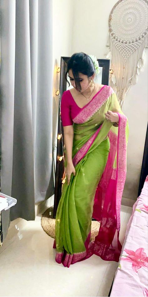 Chiffon Saree with Banarsi border, light weight and beautiful Karwachauth Look, Light Weight Sarees, Chiffon Saree, Silk Sarees, Chiffon, Saree, Silk, Quick Saves