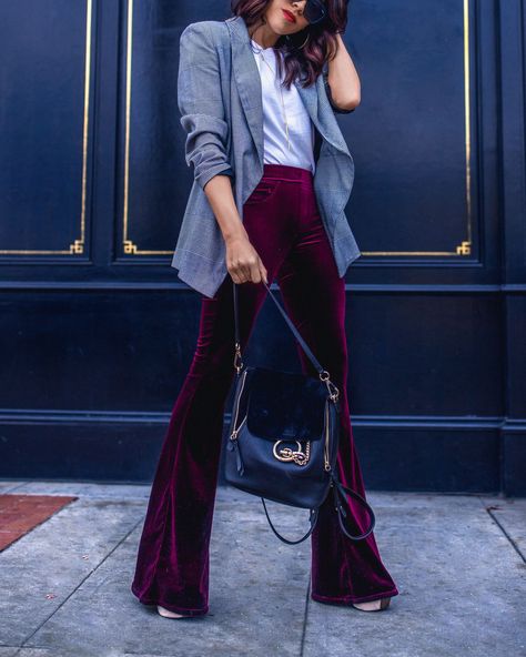 Velvet Pants Outfit, Velvet Outfits, Velvet Dresses Outfit, Vinyl Fashion, Velvet Flare Pants, Velvet Flares, Velvet Clothes, Holiday Outfit, Outfits 2022