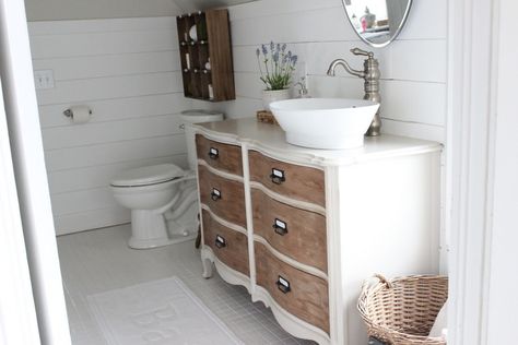 The Most Inspirational Farmhouse Bathrooms for your remodel! Rustic Bathroom Renovation Two Tone Vanity, Two Tone Bathroom, Proverb 31, Planked Walls, Rustic Italian Home, Dresser Turned, Farmhouse Tour, Open Trap, City Farmhouse