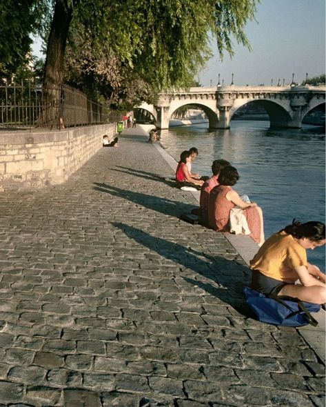 Paris Aesthetic Summer, Paris Summer Aesthetic, France In Summer, Paris 90s, Paris On Film, Paris France Aesthetic, France Bridge, Paris Vibe, Paris In Summer