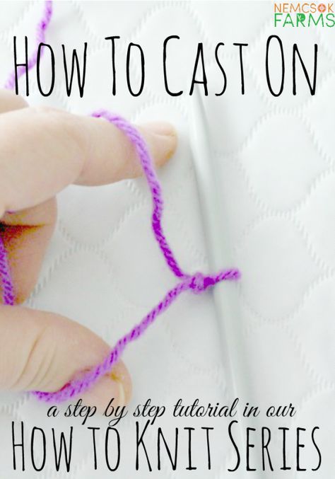 How to Knit. A step by step tutorial on how to use a sling shot or long tail cast on method for building your foundation for knitting Knitting For Dummies, Knit For Beginners, Cast On Knitting, Bamboo Knitting Needles, Sling Shot, Knitting Help, Knitting Stitches Tutorial, Knitting Basics, Beginner Knitting Patterns