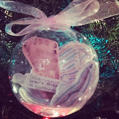 Newborn Christmas Ornament Diy, Baby Foot Christmas Ornament, Baby Feet Ornament Diy, Hospital Hat Ornament, Nicu Nurse Ornament, Baby Xmas Gifts, Holidays Ideas, Baby Ornaments, Jingle All The Way