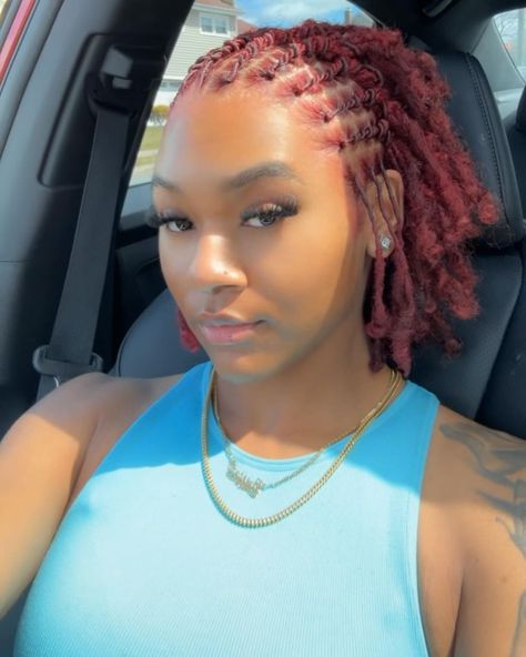 Jess❤️ | Different Angles ❤️ #explorepage #locs #womanwithlocs #hair #retwist #girlswithlocs #combcoils #coils #dreads #redlocs | Instagram Short Loc Styles For Women Summer, Locs Hairstyles For Women Short Hair, Simple Retwist Styles, Coil Loc Styles, Half Up Half Down Loc Styles Short, Dread Retwist Styles, Female Retwist Styles, Locs Hairstyles Retwist, Straight Back Loc Styles