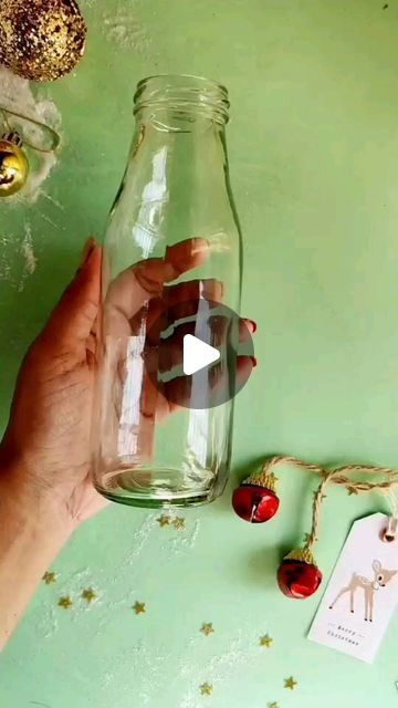 Shoelace Patterns, Bottle Decoration, Glass Bottle Diy, Handmade Christmas Crafts, Diy Glass Bottle Crafts, Wine Bottle Diy Crafts, Diy Bottle Crafts, Glass Bottle Crafts, Holiday Crafts Christmas