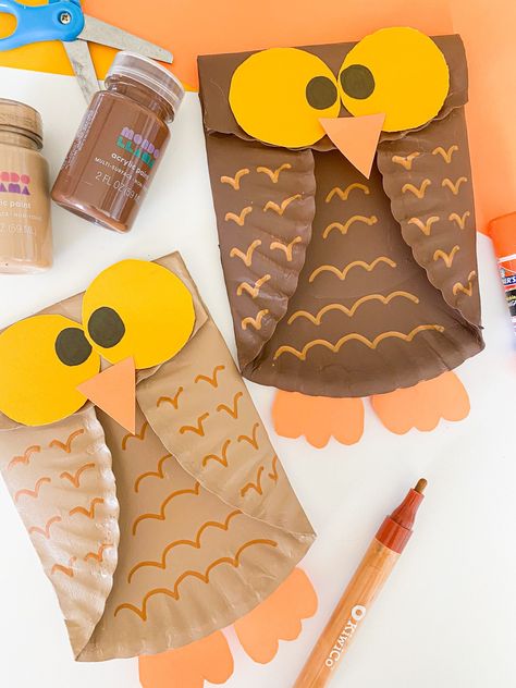 10 EASY Owl Crafts for Kids - ABCDee Learning Paper Plate Owl Craft, Owl Crafts For Kids, Easy Fall Crafts For Kids, Night Creatures, Owl Plate, Owl Craft, Insect Crafts, Fun Fall Crafts, Paper Owls