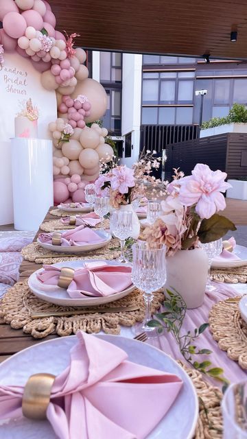 Pink White And Gold Theme Party, Pink Cocktail Party Decorations, Pastel Pink Bachelorette Party, Bridal Shower Entrance Table, Pink And Gold Bridal Shower Decorations, Bridal Shower Picnic Ideas, Bridal Shower Picnic Theme, Shades Of Pink Bridal Shower Ideas, Light Pink Bridal Shower Ideas