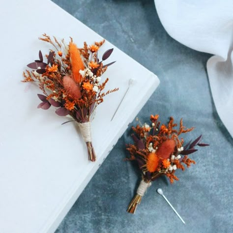 Fall Wedding Buttoniers, Burnt Orange Decor Wedding, Burnt Orange Wedding Boutonniere, Burnt Orange Buttonhole, Burnt Orange Groom, Rust Boutonniere, Burnt Orange Boutonniere, Burnt Orange Wedding Flowers, Fall Wedding Boutonniere