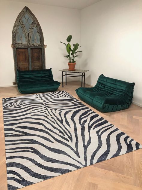 Zebra Pattern Rug, Zebra Skin Bedroom Rug, Non-Slip Washable Rug, Animal Rug, Home Decor Rug, Area Rug, Black and White Rug, Living Room Rug Nonslip Based, Easy Care,Machine Washable, Ideal for High Traffic Areas Rug, Ethnic Rugs, Modern Rugs, Floor Rugs, Area Rugs, Decorative Rugs, Rustic Decor, Geometric Carpet General Information ¦ Vintage culture meets modern carpet. ¦ 100% Turkish designer carpet ¦ You can use it safely for your child, yourself and your pet friends. ¦ The backing of our car Zebra Rug Living Room, Zebra Carpet, White Rug Living Room, Ethnic Rugs, Mod Living Room, Rugs Rustic, Zebra Print Rug, Designer Carpet, Rug Black And White