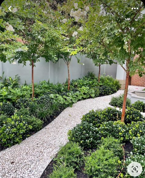 Wisconsin Backyard Landscaping, Large Yard Landscaping, Planting Design, Exterior Inspiration, Backyard Garden Landscape, Front Garden Design, Dry Garden, Centennial Park, Australian Garden