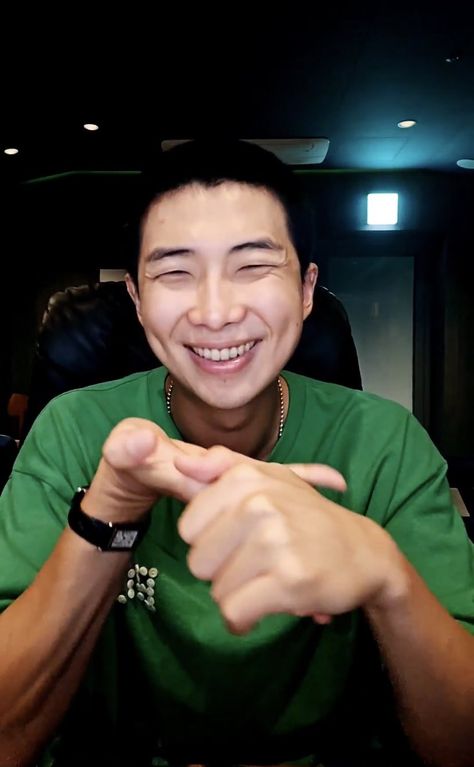 Namjoon Live, Rm Weverse, Bts Name, Bts History, Army Love, Bts Rm, I Love Bts, Rap Monster, Bts Book