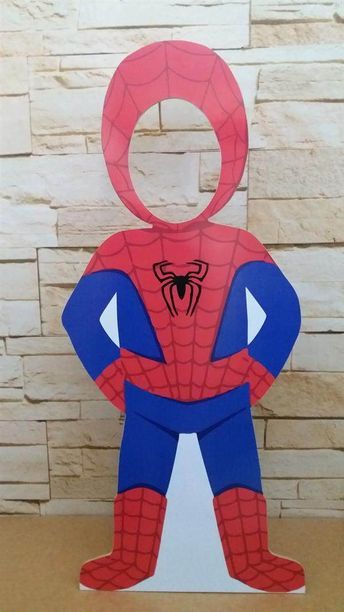 Spider Man Photo Booth, Diy Spider Man Decorations, Fête Spider Man, Spidey Party, Spiderman Theme Party, Spiderman Birthday Party Decorations, Spiderman Decorations, Spiderman 4, Spiderman Birthday Cake