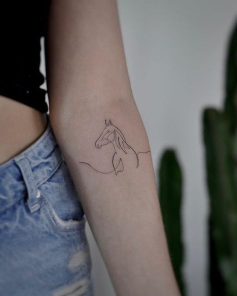 Horse Mini Tattoo, Horse Tattoo Ankle, Horse Tattoo Placement, Feminine Horse Tattoo, Horse Ear Tattoo Outline, Tattoos For Horse Lovers, Horse Simple Tattoo, Outline Of Horse Tattoo, Small Horse Memorial Tattoo