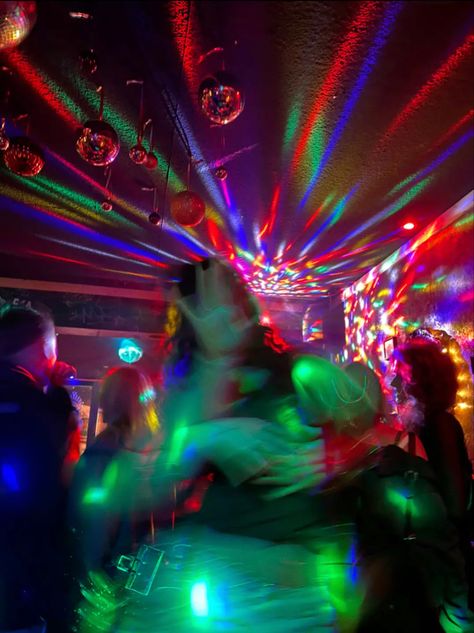 Wild Party Aesthetic, Rager Party, Neon Party Aesthetic, Reggaeton Aesthetic, Neon Club, Nightlife Photography, Warehouse Party, European Club, Club Vibes