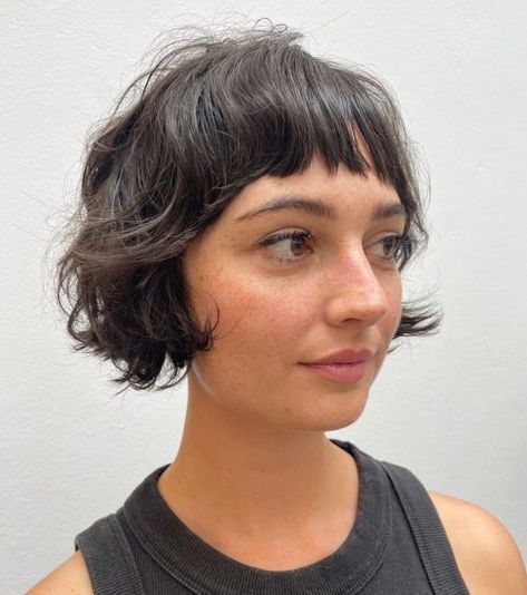 Shaggy Bob Hairstyles, Shaggy Bob Haircut, Short Bobs With Bangs, Short Wavy Bob, Shaggy Short Hair, Short Shag Hairstyles, Shaggy Haircuts, 짧은 머리, Haircuts With Bangs