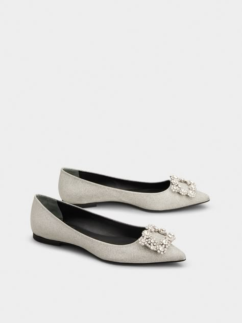 Roger Vivier Flats, Vivier Shoes, High Hills, Roger Vivier Shoes, Wardrobe Shoes, Jeweled Bag, Legacy Of Gods, Mom Dr, Roger Vivier