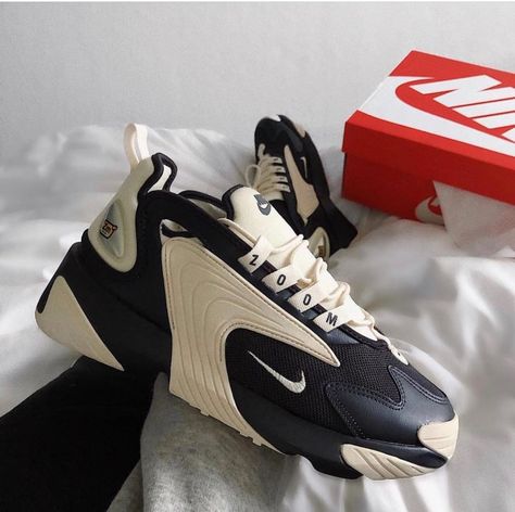 Nike Zoom 2k, Zoom 2k, Nike Tn, Box Photo, Tenis Nike, Latest Shoe Trends, Hype Shoes, Sneakers Addict, Latest Sneakers