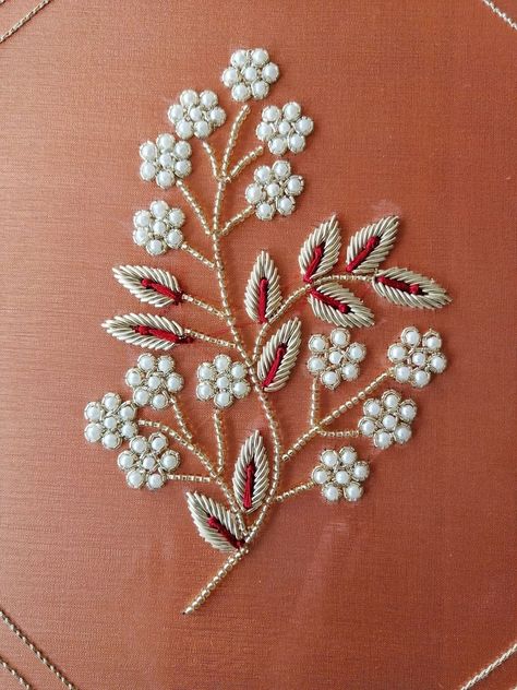 Embroidery/Bordados | Hand embroidery created by me Pola Manik, Basic Hand Embroidery Stitches, Simple Hand Embroidery Patterns, Hand Beaded Embroidery, Simple Embroidery Designs, Diy Embroidery Designs, Bead Embroidery Tutorial, Hand Embroidery Patterns Flowers, Hand Embroidery Videos