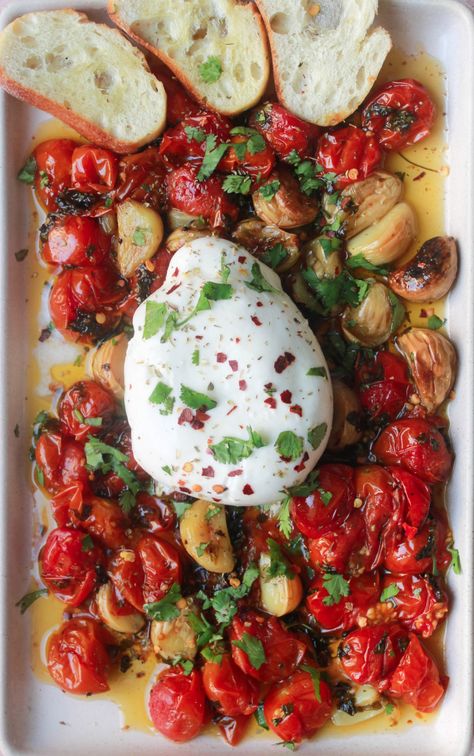 Tomato Garlic Confit, Burrata Recipes, Thandai Recipes, Olive Appetizer, Burrata Recipe, Confit Recipes, Tomato Chutney Recipe, Garlic Confit, Italian Breakfast