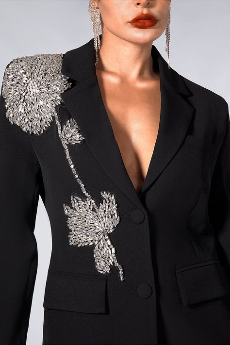 Elegant Black Floral Blazer with Rhinestone Embellishments – Acmefun Dressy Clothes, Evening Gala, Middle Age Fashion, Sketches Dresses, Rhinestone Embellishments, Embroidery Designs Fashion, Floral Blazer, Gorgeous Gowns, Office Lady