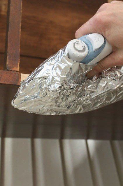 Diy Friend, Diy Foil, Deep Cleaning Hacks, Cleaning Painted Walls, Balkon Design, Deep Cleaning Tips, Friends Diy, Tin Foil, Mason Jar Lighting