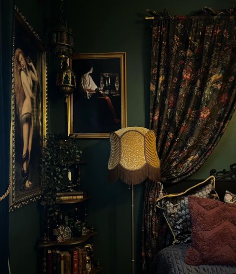 Dark Green Witchy Bedroom, Dark Academia Green Bedroom, House Design Dark, Home Decor Ideas Dark, Deep Red Bedroom, Home Aesthetic Dark, Dark Maximalist Decor, Olive Walls, Cottage Homes Interior