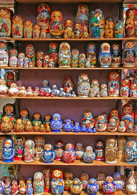 Babushka Dolls, Russia Travel, Russian Culture, Matryoshka Doll, St Petersburg Russia, Russian Nesting Dolls, Russian Doll, Petersburg Russia, Gdansk