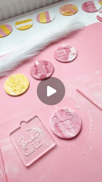 Stamp your Bake on Instagram: "Leftover fondant marble, baby girl debosser from our new baby/ baby shower collection ❤️ #fondant #fondantcake #fondantembosser #fondantart #cookies #cookieart #cookiedecorating #cookiesofinstagram #cupcakes #cupcakeart #cupcakesofinstagram #cupcakemad #cake #cake_trends #cakedecorating #cakedesign #bake #baking #bakersgonnabake #stampyourbake #cakedecorator #satisfying" How To Use Fondant, Bakers Gonna Bake, Cupcake Art, Shower Collection, Fondant Cookies, Cake Trends, Cookie Art, Cake Cake, Fondant Cake