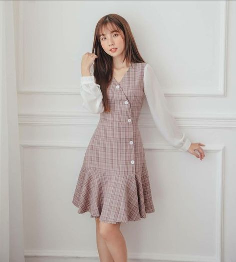 Cute Cheap Dresses, Fancy Short Dresses, Stylish Short Dresses, Fashion Sketches Dresses, Modest Dresses Casual, Sketches Dresses, Casual Day Dresses, Korean Fashion Dress, Stylish Dresses For Girls