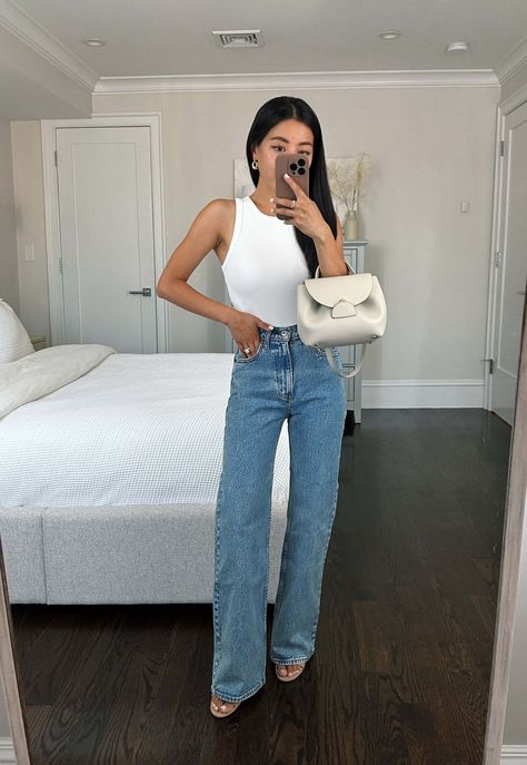 90s Jeans Outfit, Jeans For Petite Women, Outfit For Petite Women, Straight Jeans Outfit, Outfit Petite, Denim Jeans Outfit, Outfits Sommer, Looks Jeans, Jeans Outfit Women