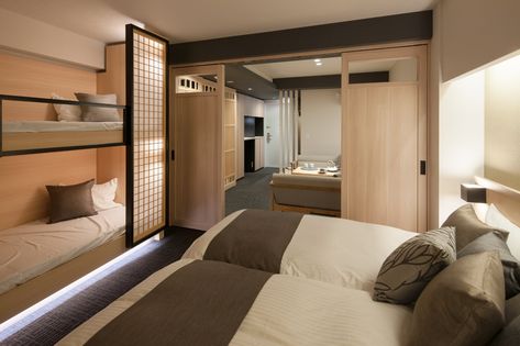 Ryokan Bedroom, Hostel Bunk Beds, Japan Hotel Room Aesthetic, Luxury Hotel Japan, Luxury Hostel Bunk Bed, Contemporary Bunk Beds, Casa Cook Hotel, Small Hotel Room, Dormitory Room